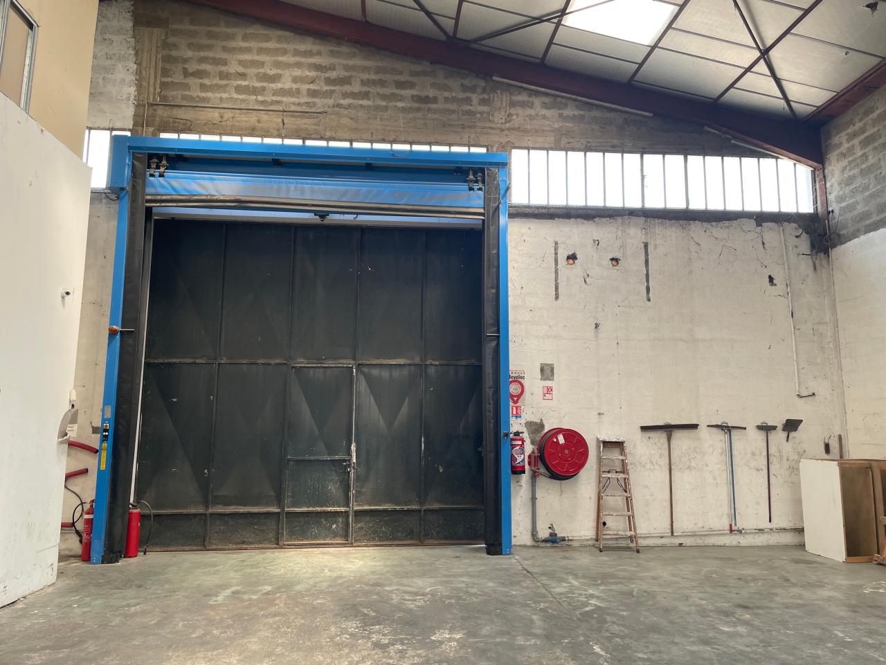 Local d'activité Décines-Charpieu 1000m² Location local d'activité Décines-Charpieu Rhône OLACT2532955 4